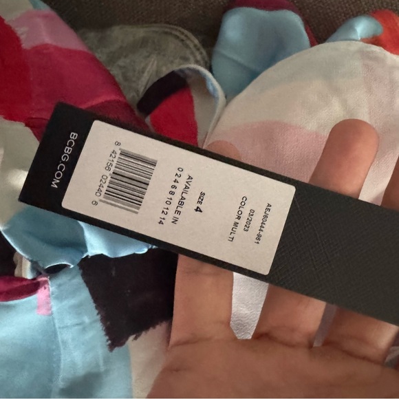 NWT BCBGMaxAzria Multicolor Abstract Maxi Dress - size 4 - Picture 6 of 7